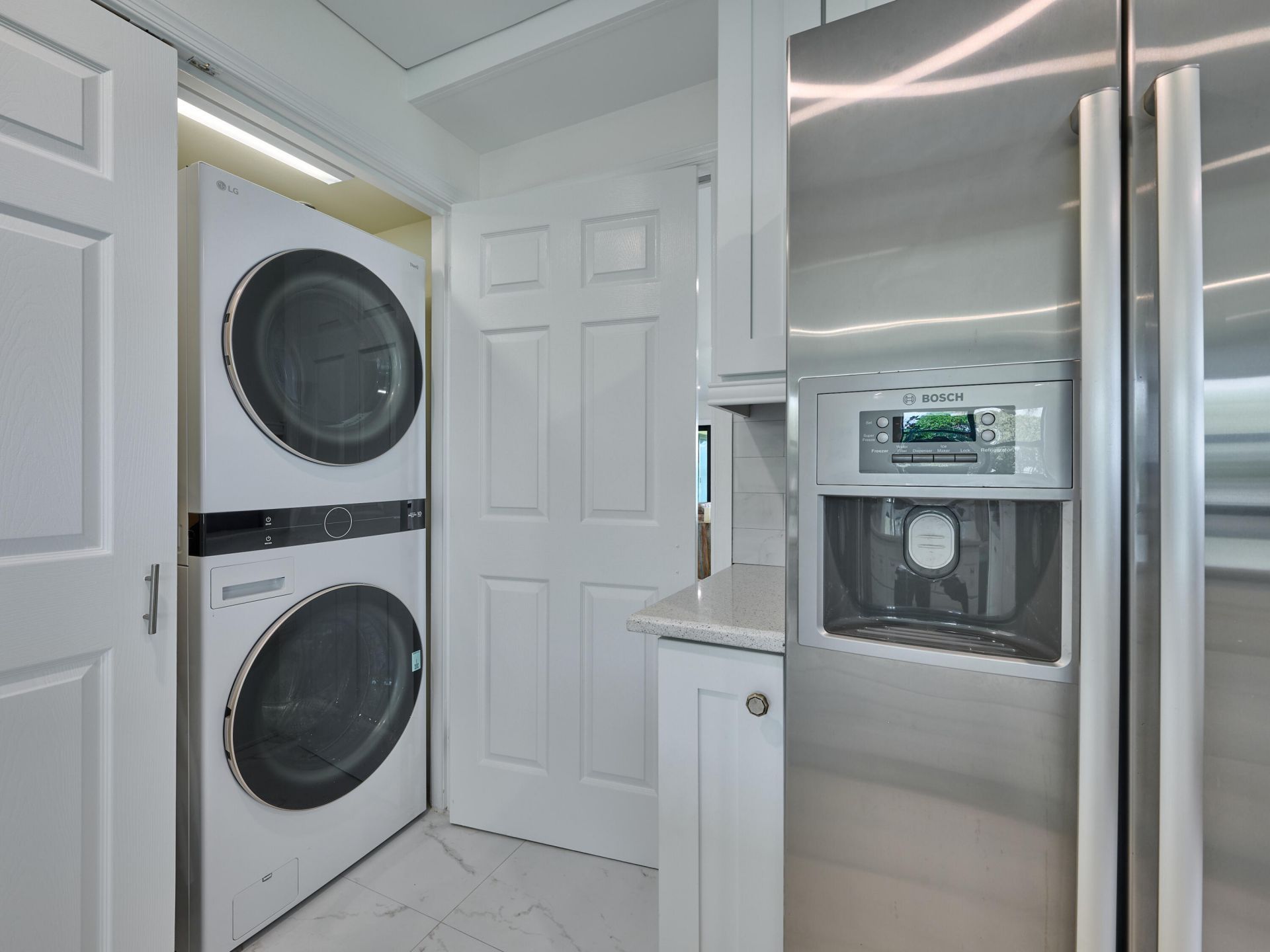 374 Golfview Road, Unit 106, North Palm Beach, FL 33408 Photo
