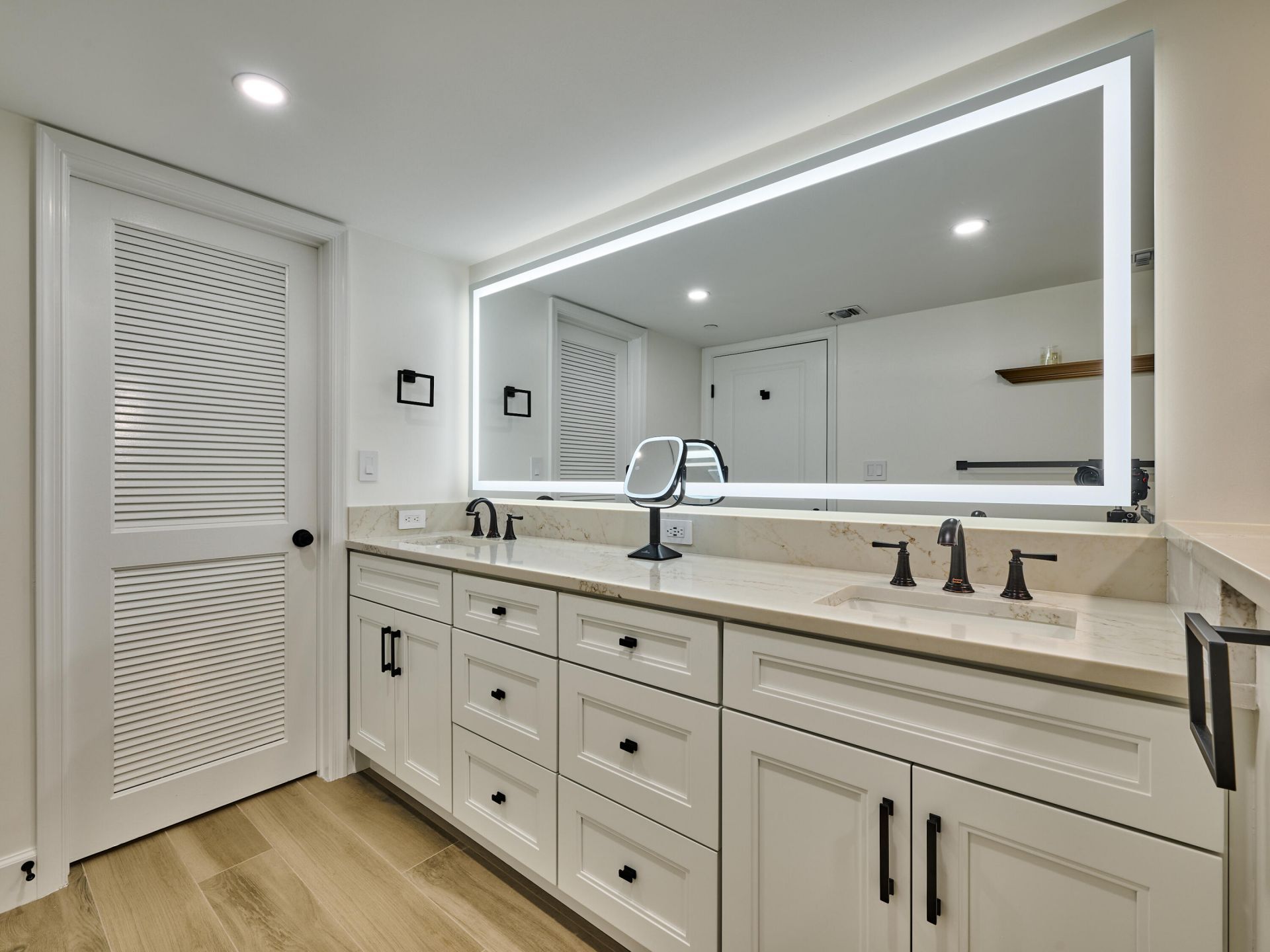 374 Golfview Road, Unit 106, North Palm Beach, FL 33408 Photo