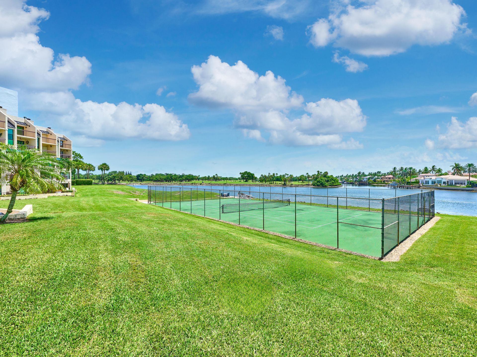 374 Golfview Road, Unit 106, North Palm Beach, FL 33408 Photo