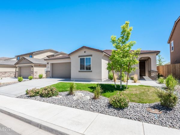 6782 Pilot Peak Court, Sparks, NV 89436