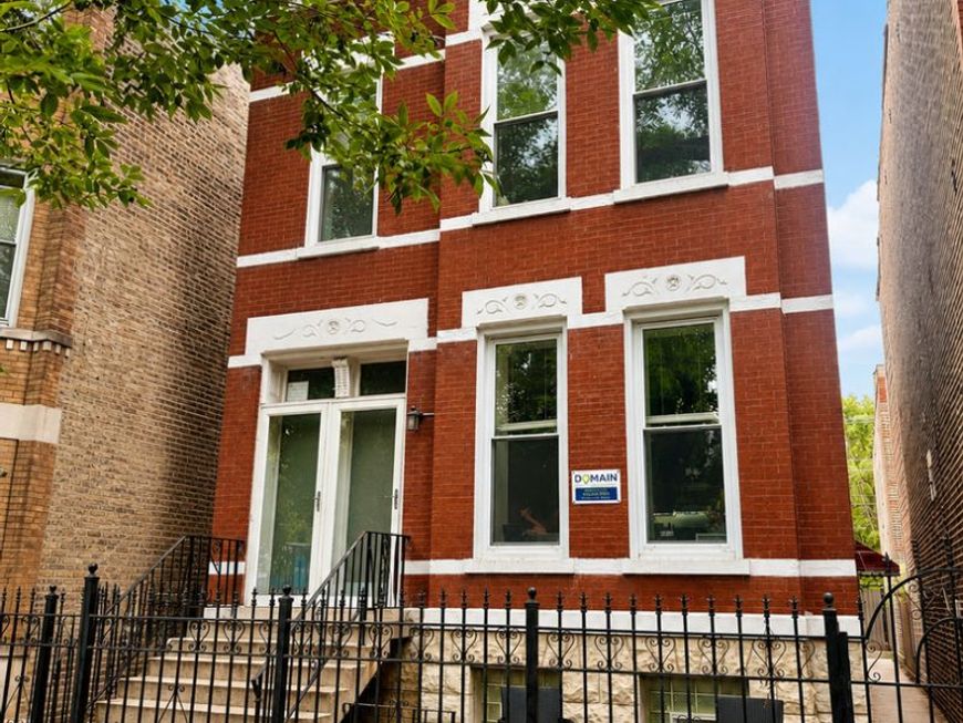 Main Photo