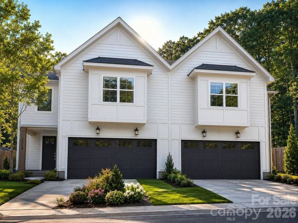 548 Carolyn Lane , Charlotte, NC 28213