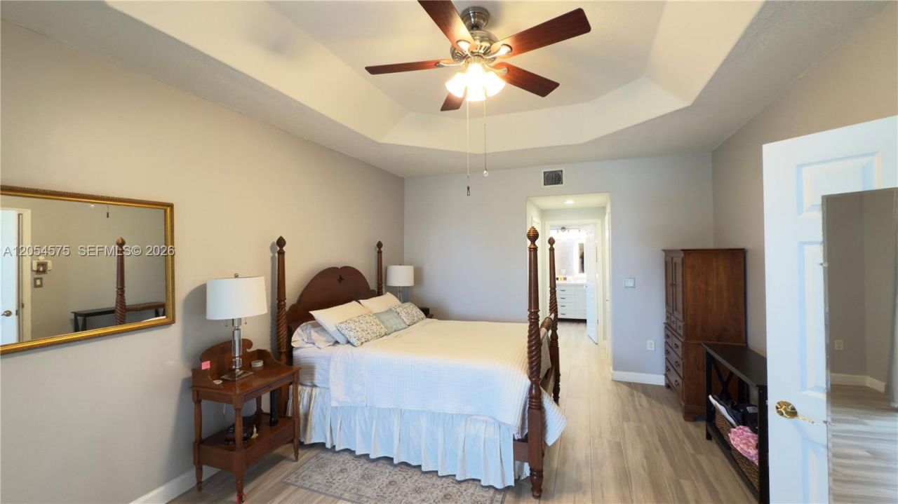 1247 NW 165th Ave, Pembroke Pines, FL 33028 Photo