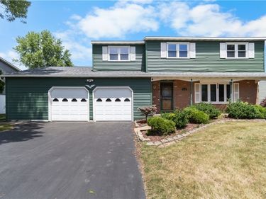 5321 Amalfi Drive, Clay, NY 13041