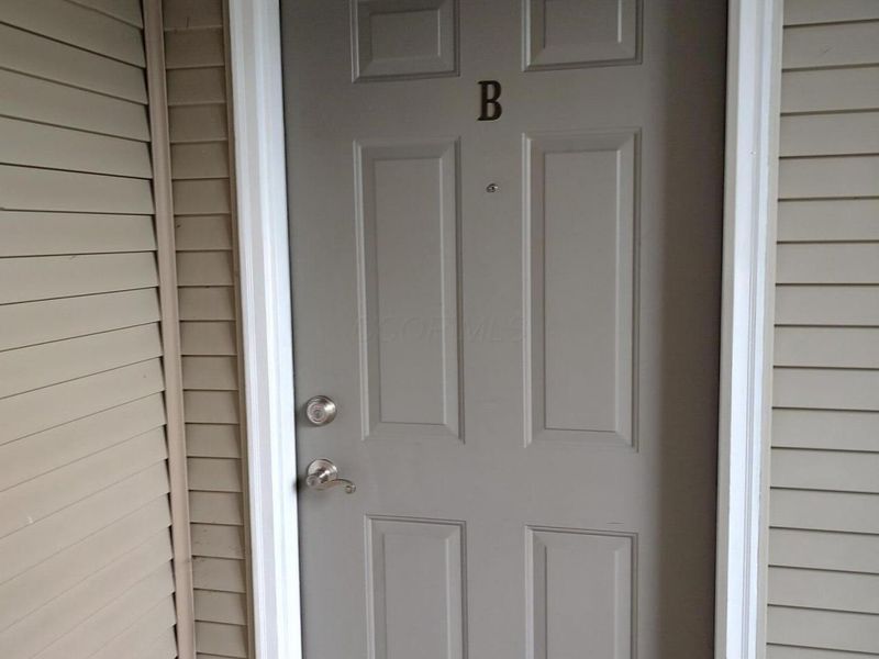 5330 B Stonemeadow Avenue , Unit SA5330 B, Columbus, OH 43220 Photo 1