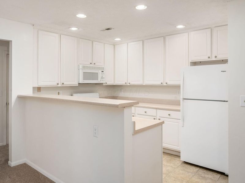 5330 B Stonemeadow Avenue, Unit SA5330 B, Columbus, OH 43220 Photo 14