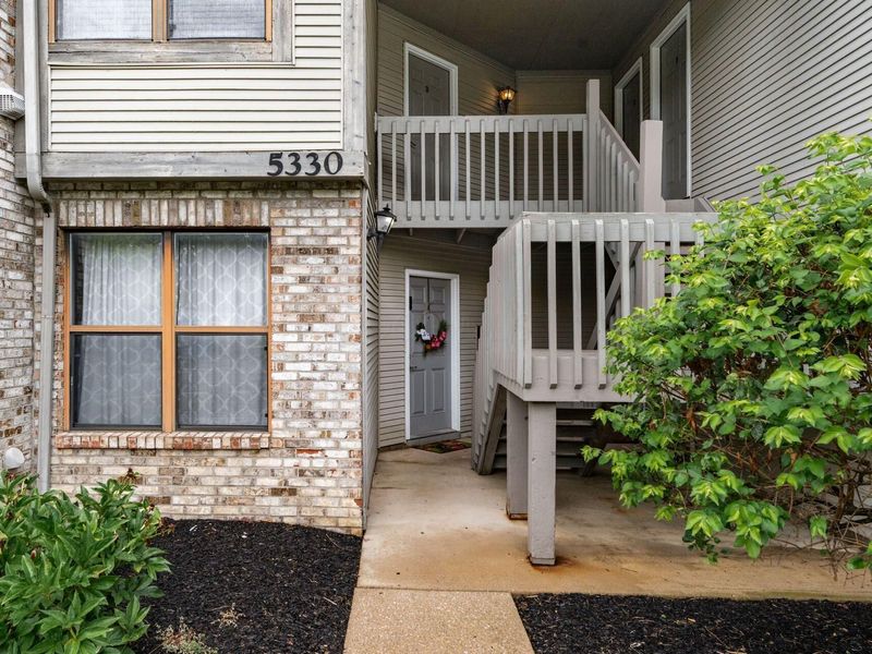 5330 B Stonemeadow Avenue, Unit SA5330 B, Columbus, OH 43220 Photo 3