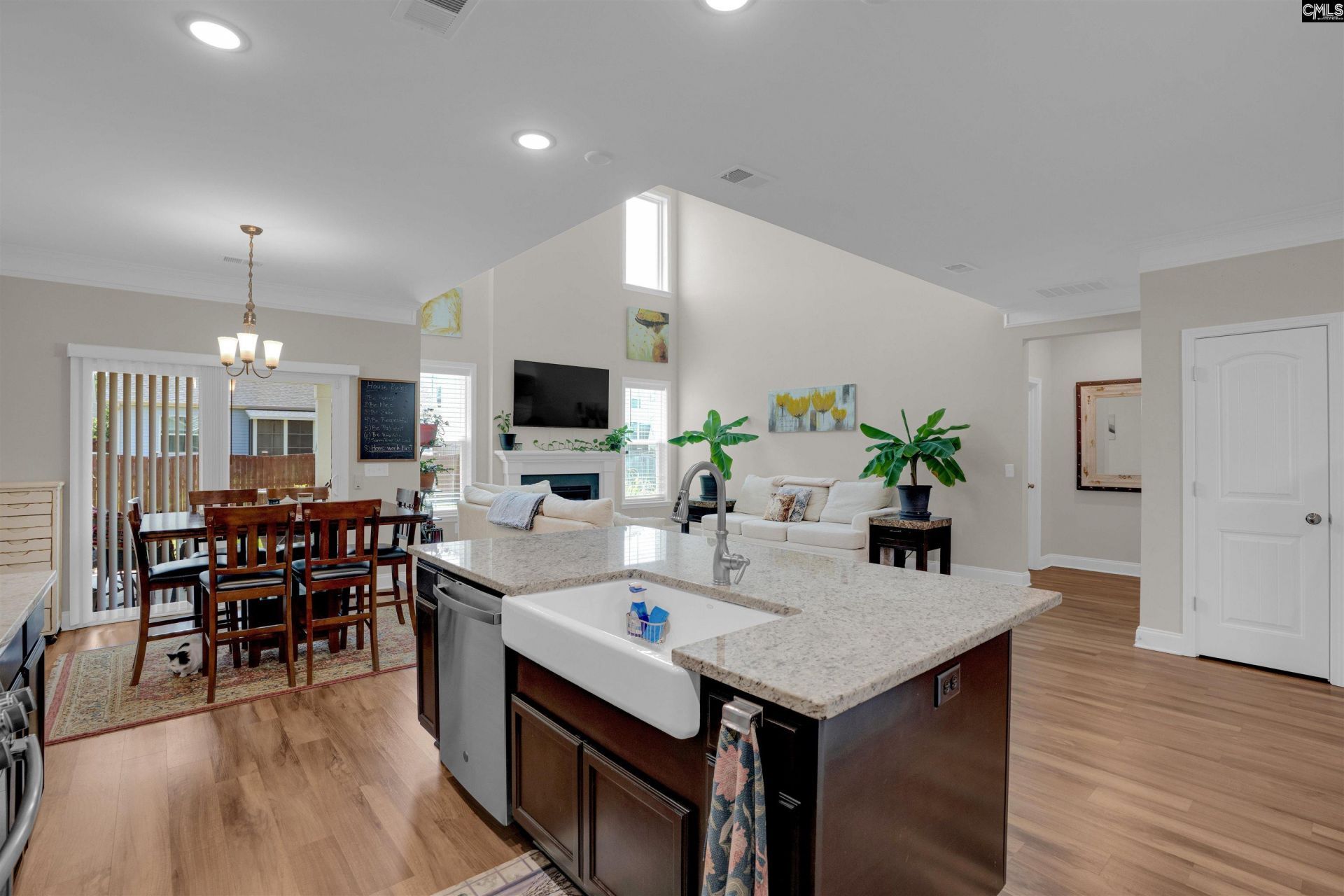 605 Roslindale Circle  Photo 17