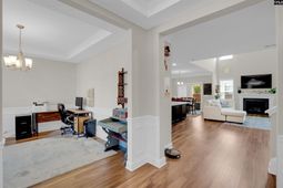 605 Roslindale Circle  photo 4