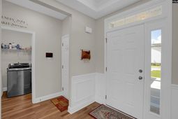 605 Roslindale Circle  photo 4