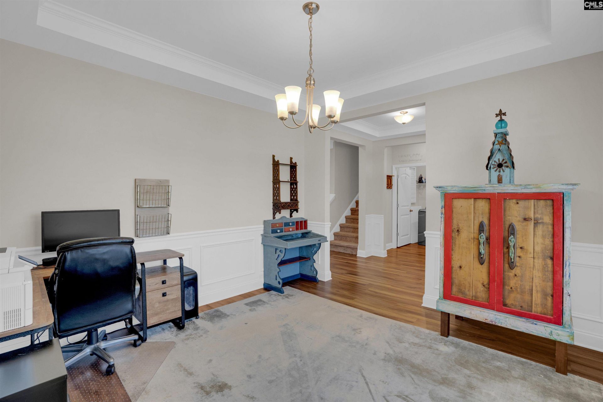 605 Roslindale Circle  Photo 6