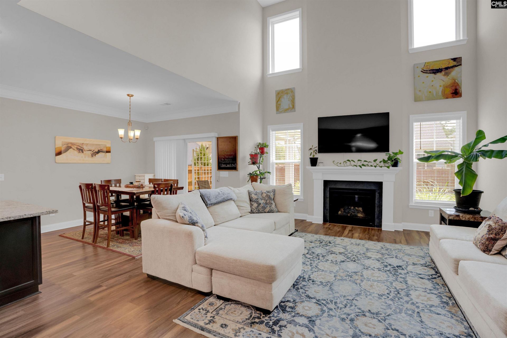 605 Roslindale Circle  Photo 9
