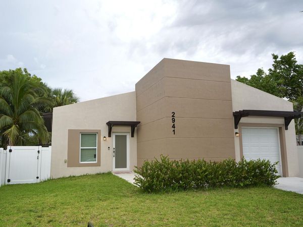 2941 NW 7th Court, Fort Lauderdale, FL 33311