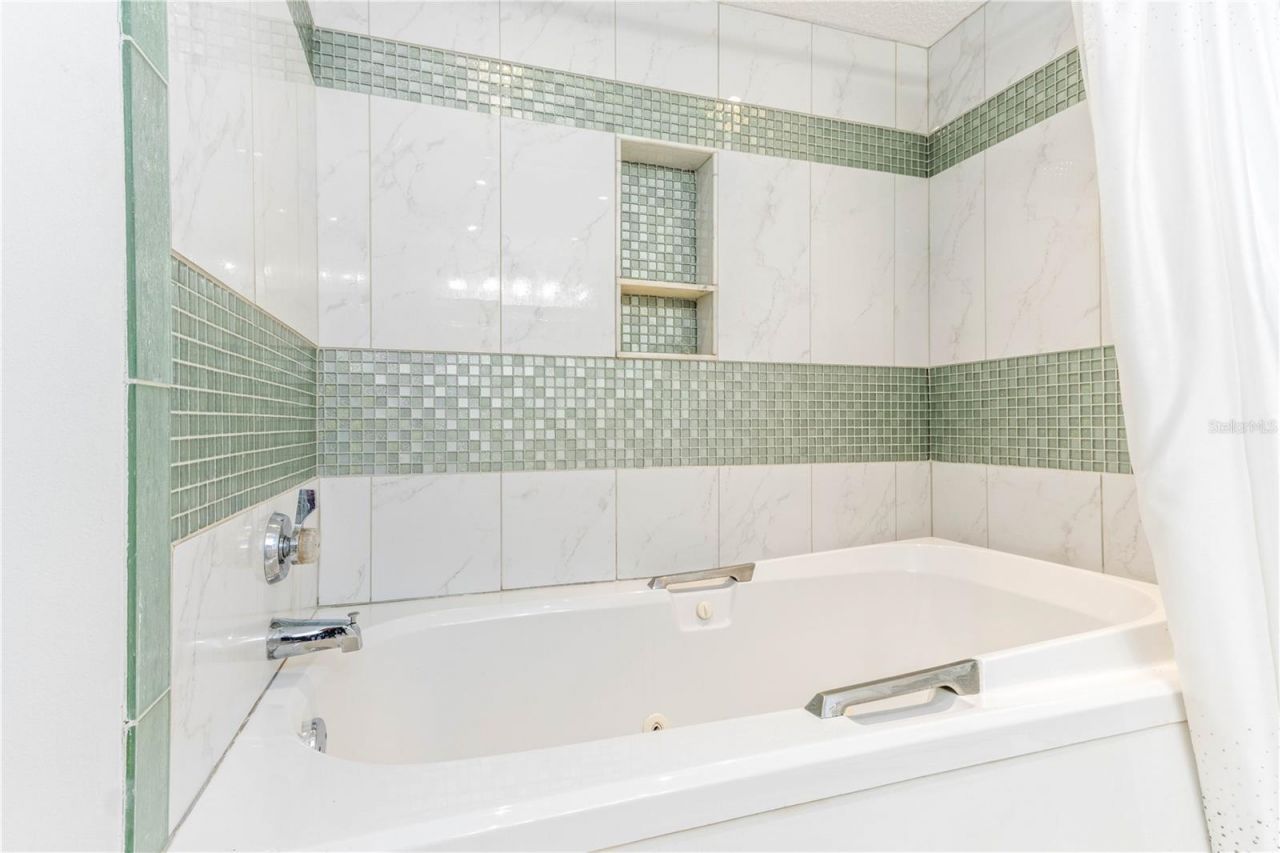 320 Island Way , Unit 605, Clearwater Beach, FL 33767 Photo