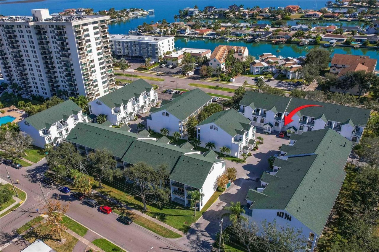 320 Island Way , Unit 605, Clearwater Beach, FL 33767 Photo