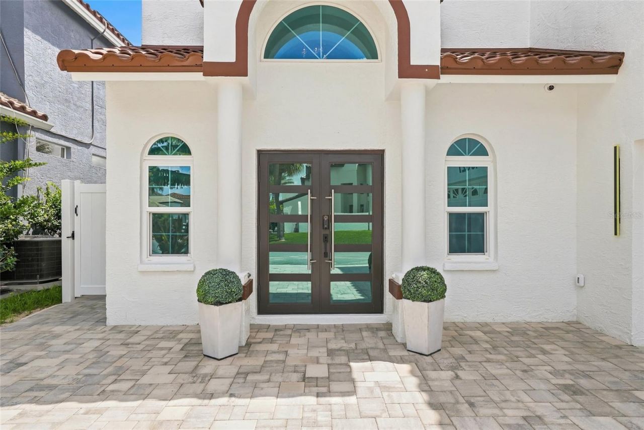 10627 Hatteras Drive Sw, Tampa, FL 33615 Photo