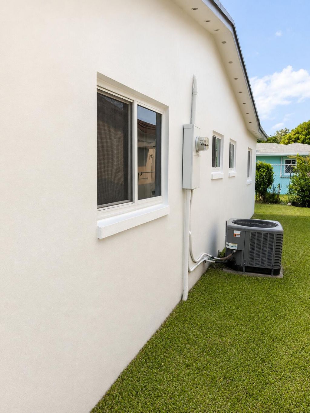 4827 NW 43rd Court, Lauderdale Lakes, FL 33319 Photo