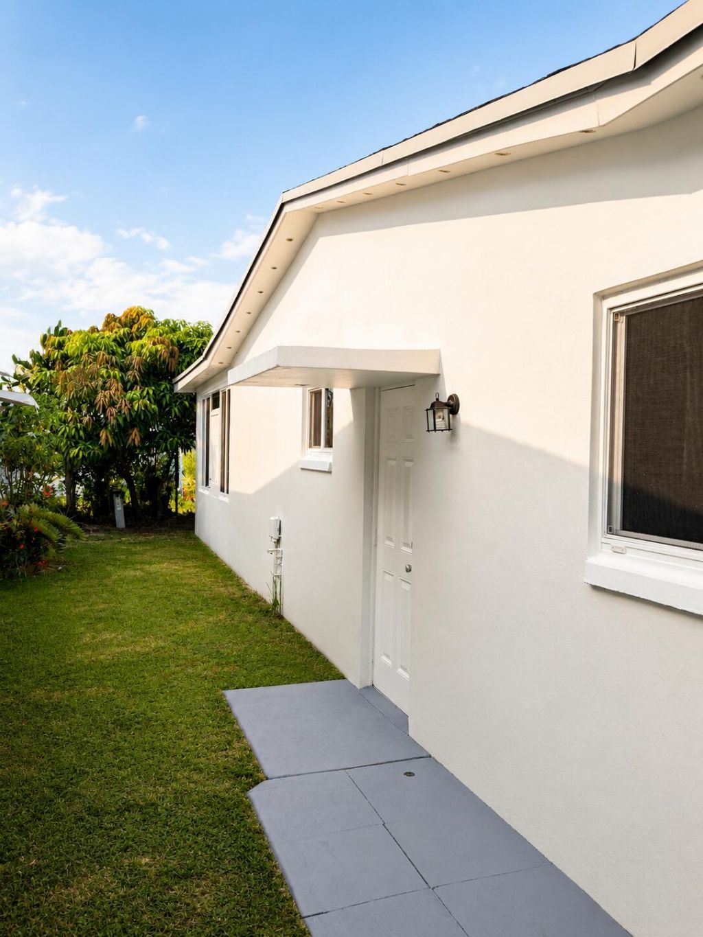 4827 NW 43rd Court, Lauderdale Lakes, FL 33319 Photo