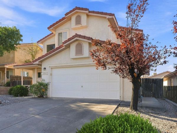 6904 Shale Avenue NE, Albuquerque, NM 87113