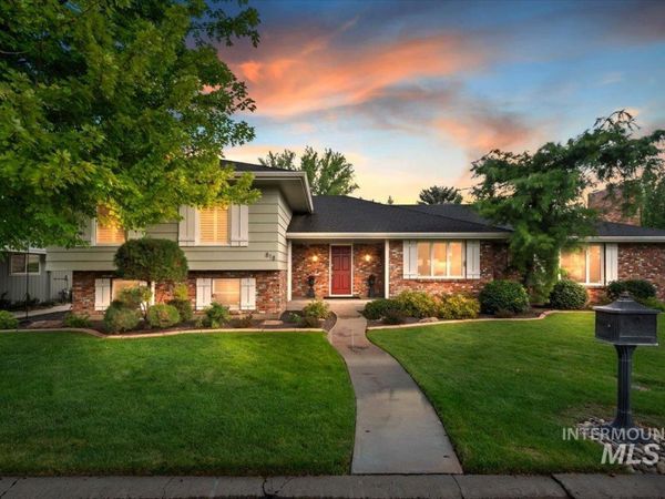 818 Winther Blvd, Nampa, ID 83651