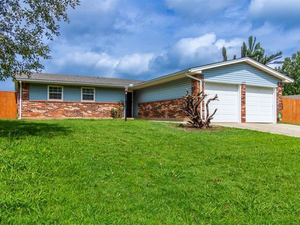1425 N Indian Meridian Road, Choctaw, OK 73020