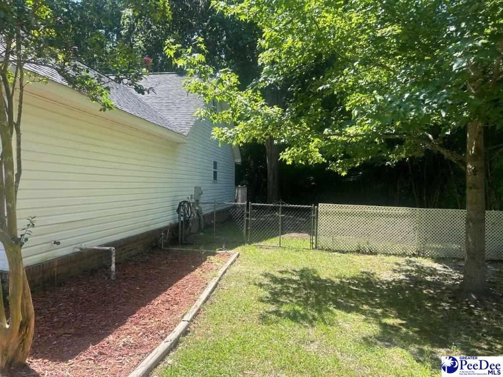 1334 Cabrillo Drive Photo 4
