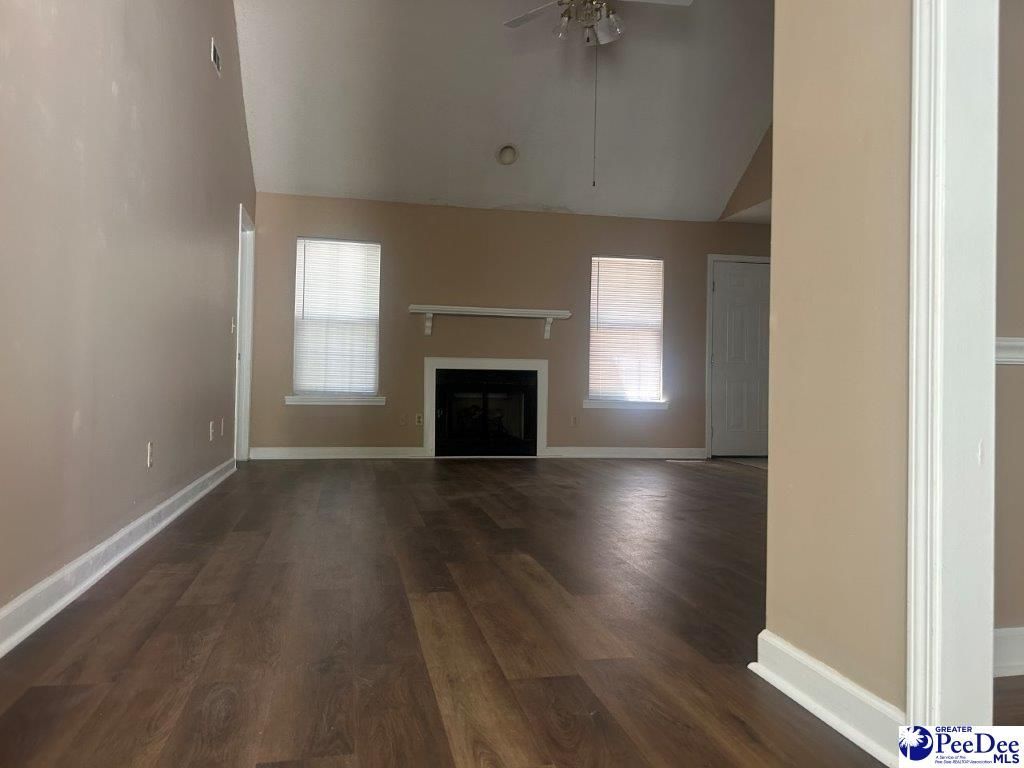 1334 Cabrillo Drive Photo 5
