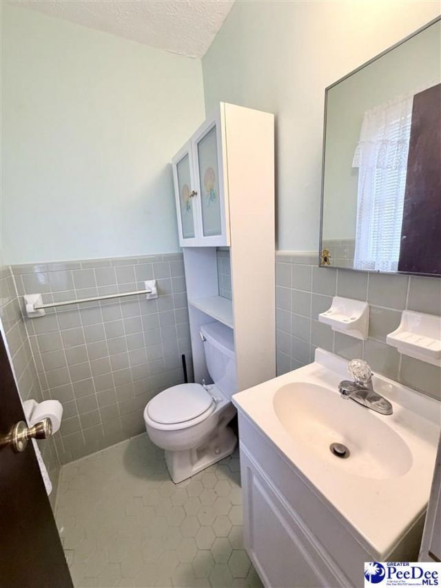 2136 Jones Rd. Photo 10