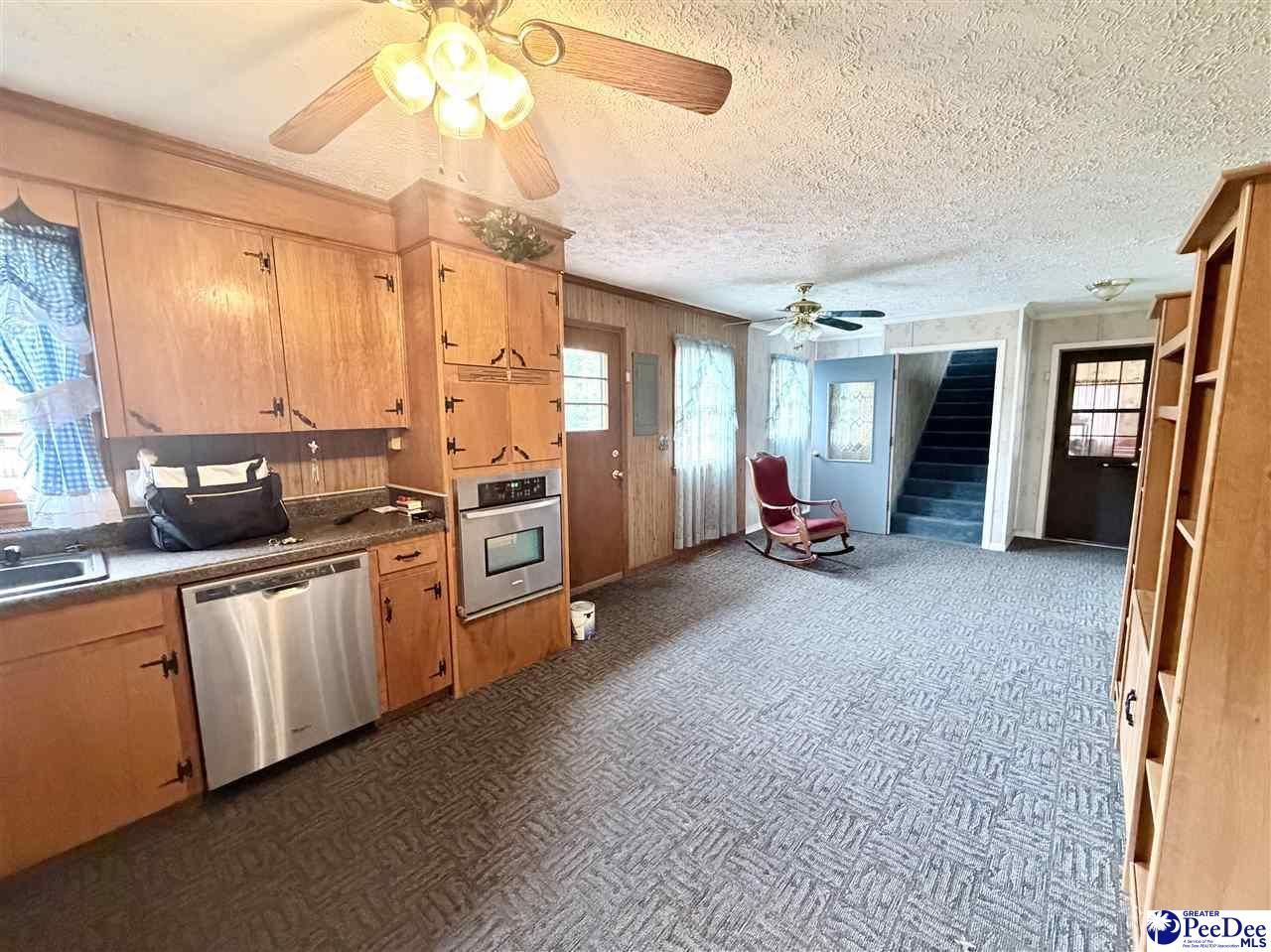 2136 Jones Rd. Photo 6