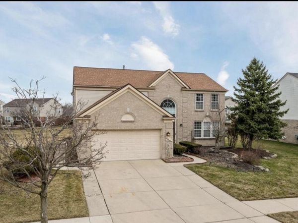 4677 NE Clover Road NE, Canton, MI 48188