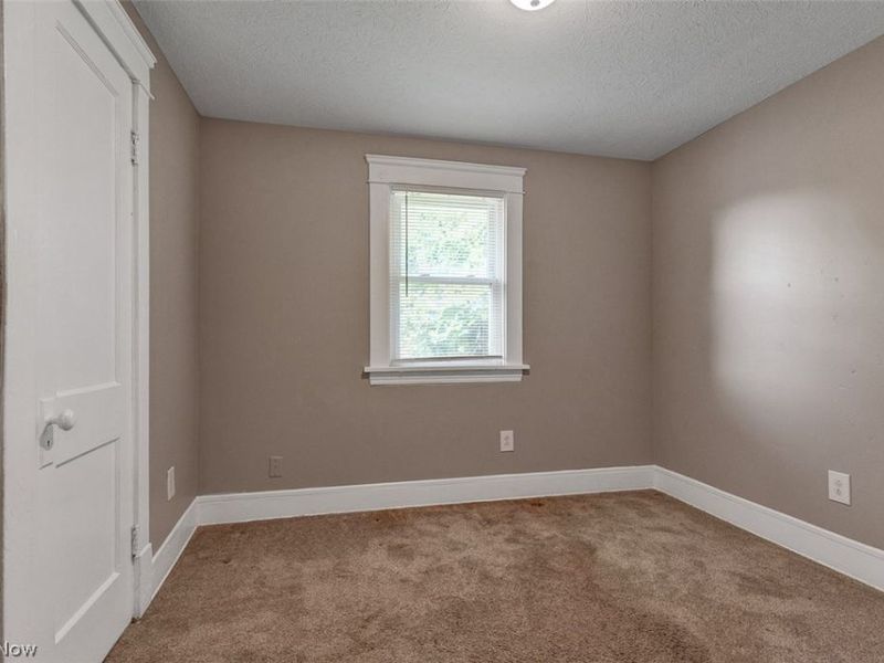 10421 Dale Avenue, Cleveland, OH 44111 Photo 14