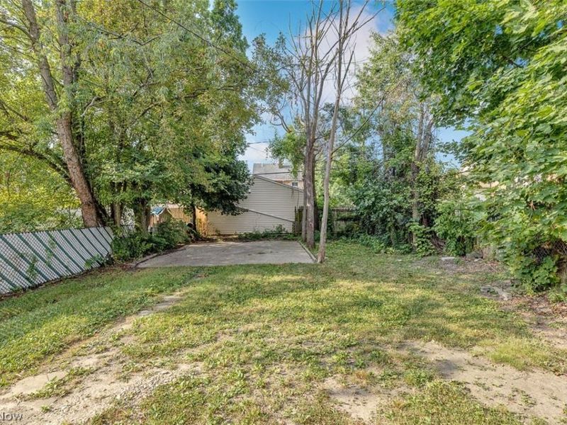10421 Dale Avenue, Cleveland, OH 44111 Photo 21