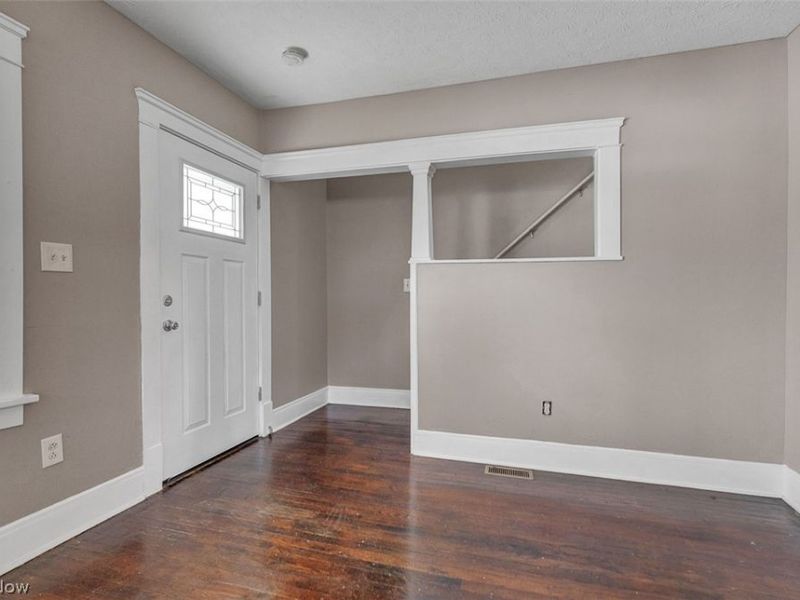 10421 Dale Avenue, Cleveland, OH 44111 Photo 5