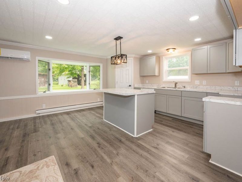 189 Hawthorne Drive, Deerfield, OH 44449 Photo 11