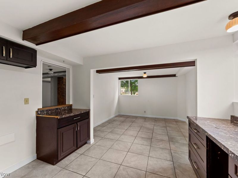 4129 Dover Center Road, North Olmsted, OH 44070 Photo 10