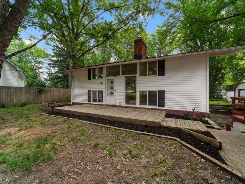 4129 Dover Center Road, North Olmsted, OH 44070 Photo 2