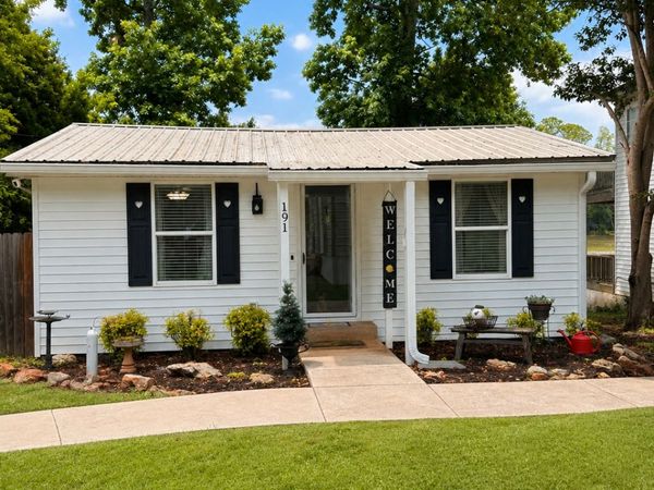 191 Cherokee Drive, Jackson, GA 30233