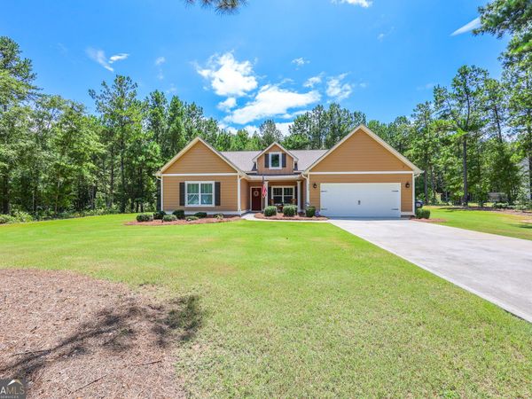 330 Fenwick Farms Drive, Lagrange, GA 30241