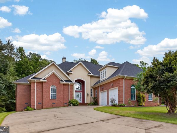 212 Creek Chase, Macon, GA 31210