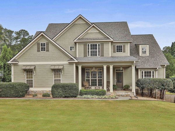 131 Beaconsfield Drive, Sharpsburg, GA 30277