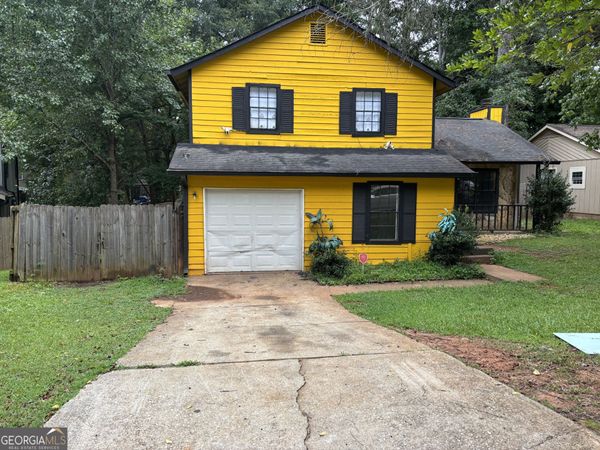 1036 Mainstreet Lake, Stone Mountain, GA 30088