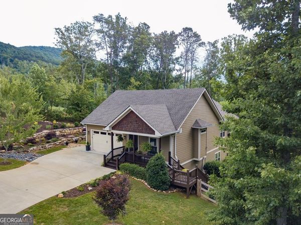 2068 Gallatin Road, Unit 10, Young Harris, GA 30582