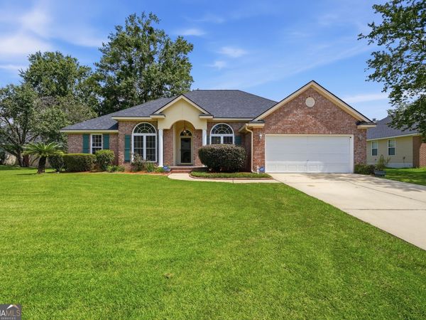 197 Young Way, Richmond Hill, GA 31324