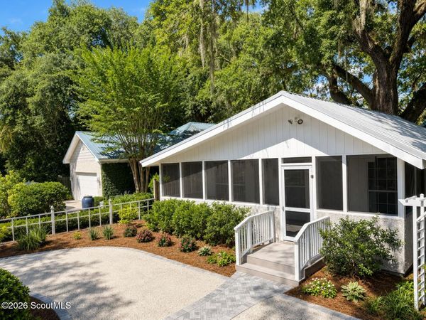 232 Broadway Street , St. Simons Island, GA 31522