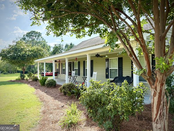2402 Zoar Road, Baxley, GA 31513