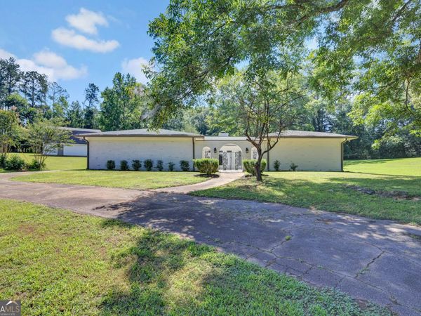 18 Valley Trail, Covington, GA 30014
