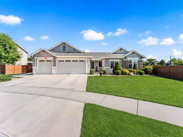 5690 W Montage Ct, Eagle, ID 83616