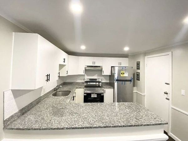 520 Talbot Ave, Unit 8, Boston, MA 02124