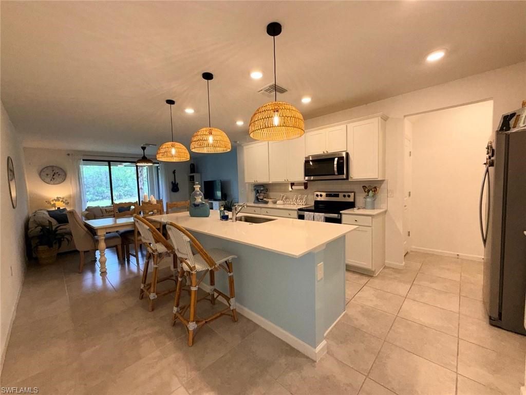 1425 Weeping Willow Ct, Cape Coral, FL 33909 Photo