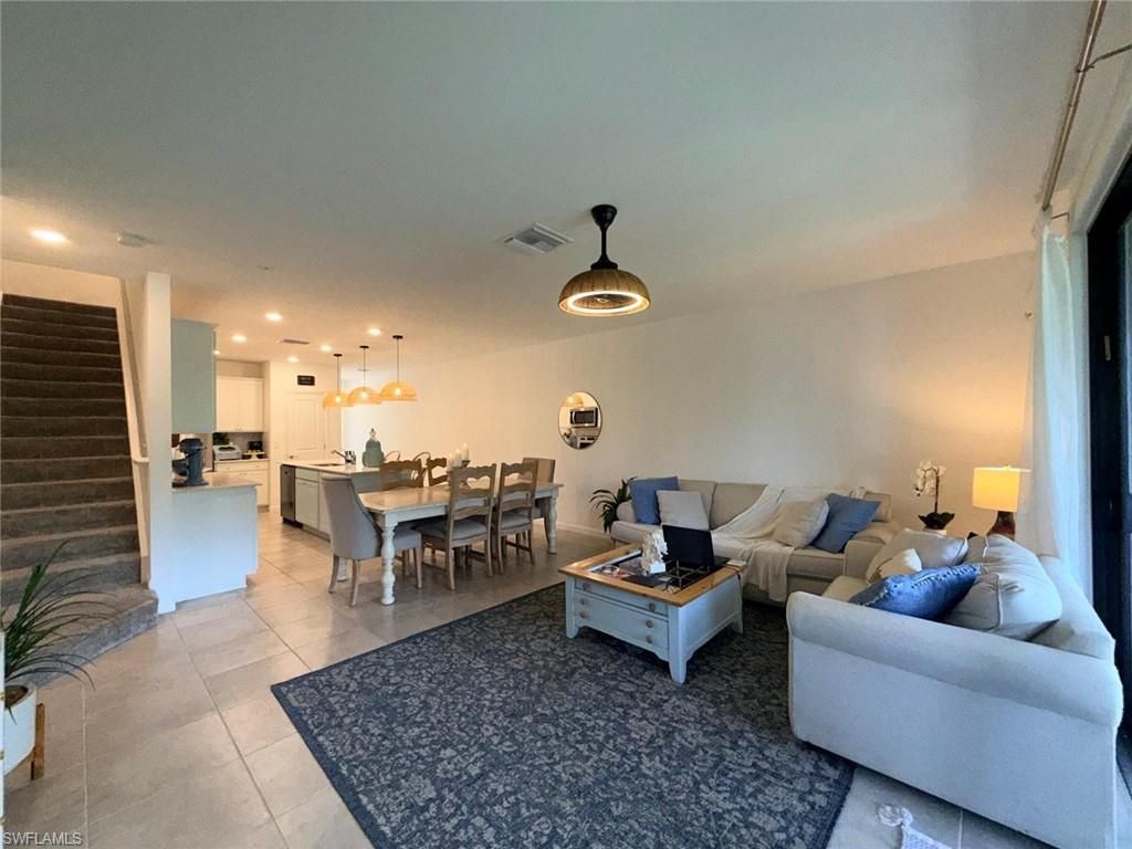 1425 Weeping Willow Ct, Cape Coral, FL 33909 Photo